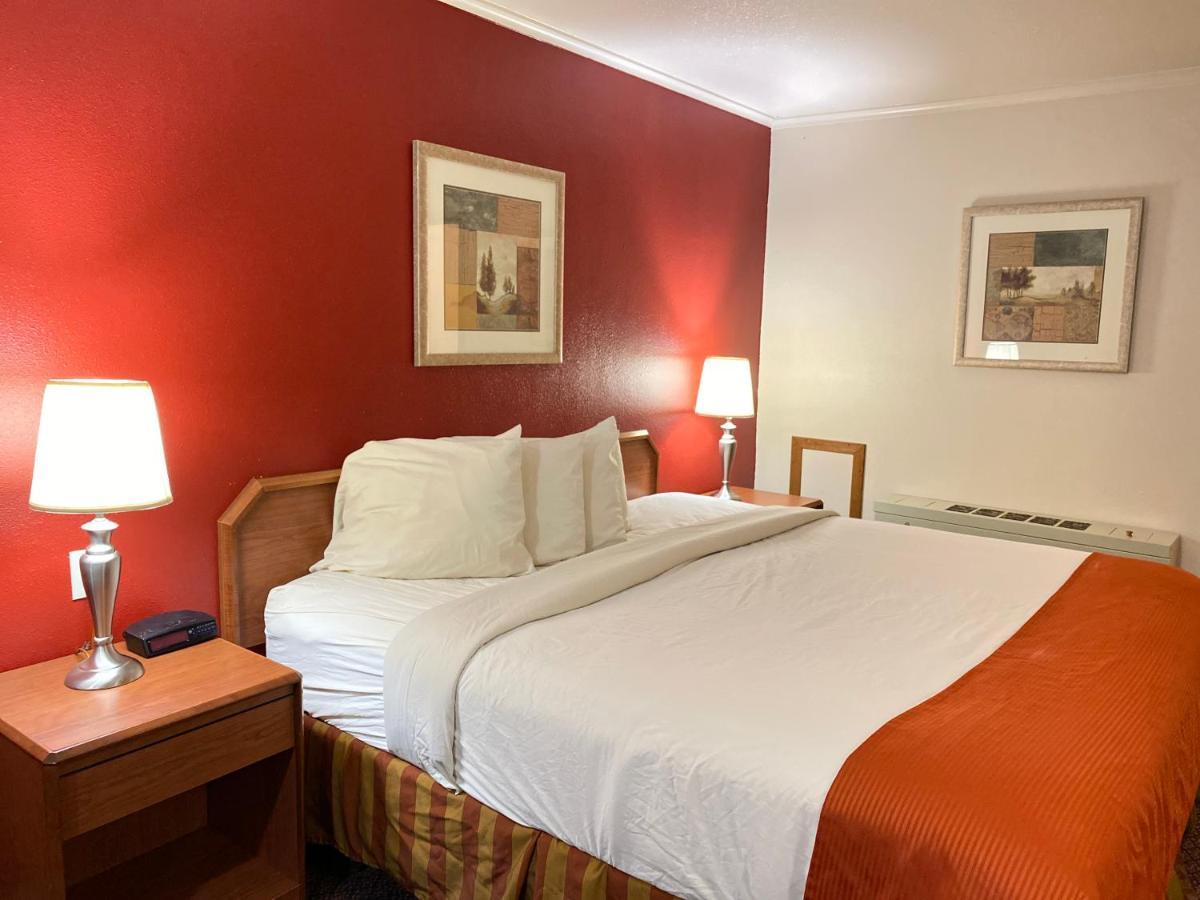 Fort Hays Inn Luaran gambar